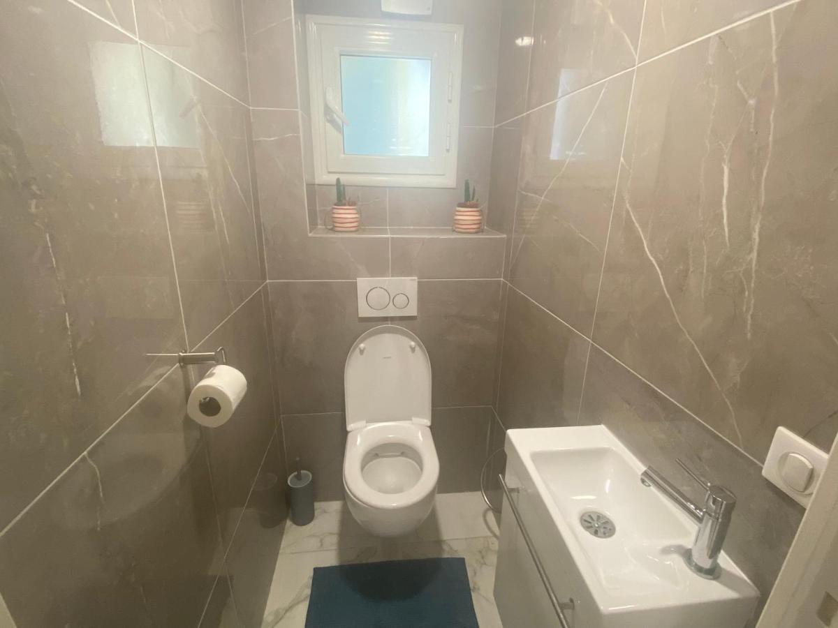 3 Pieces Climatise En Rez De Jardin Avec Piscine Apartment Villeneuve-Loubet Exterior photo